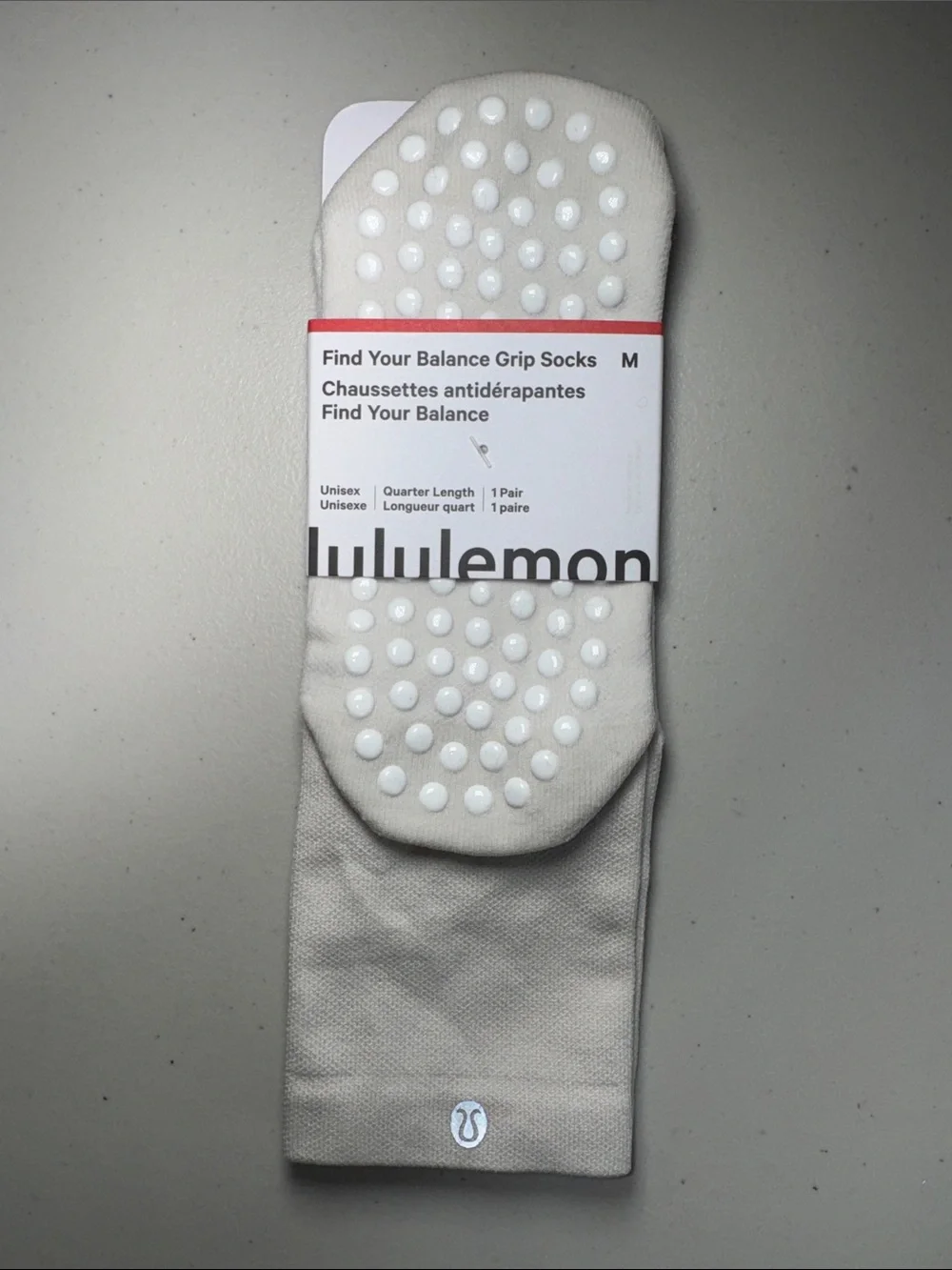 lululemon Unisex Find Your Balance Grip Quarter Socks
